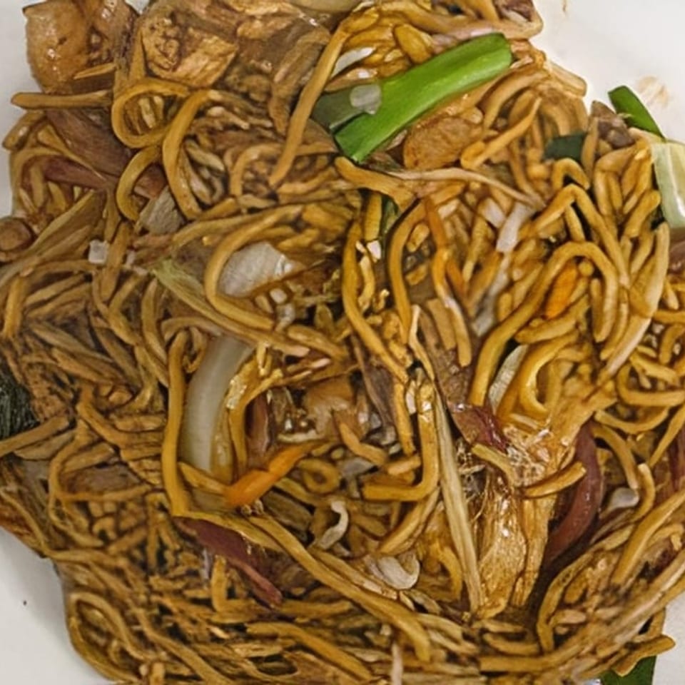 Delicious Chicken Lo Mein