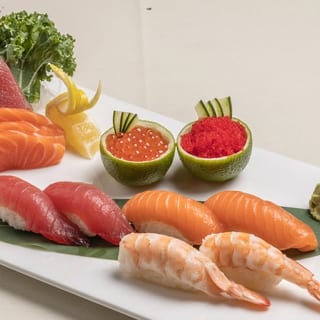 Sushi & Sashimi Combo Lunch