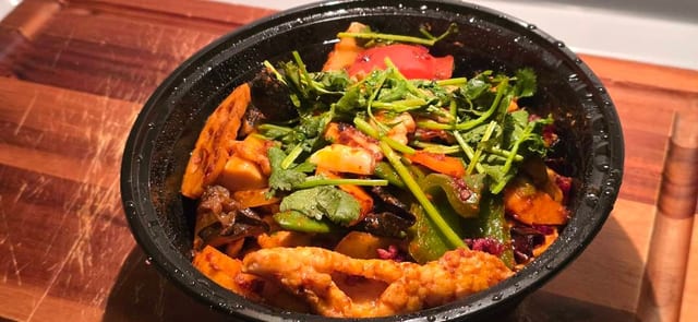 Szechuan Dry Pot Style (干锅 羊,牛, 大肠).