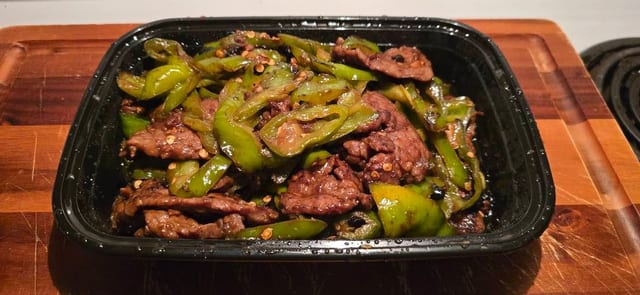 Hot Pepper with Beef （辣椒牛肉）.